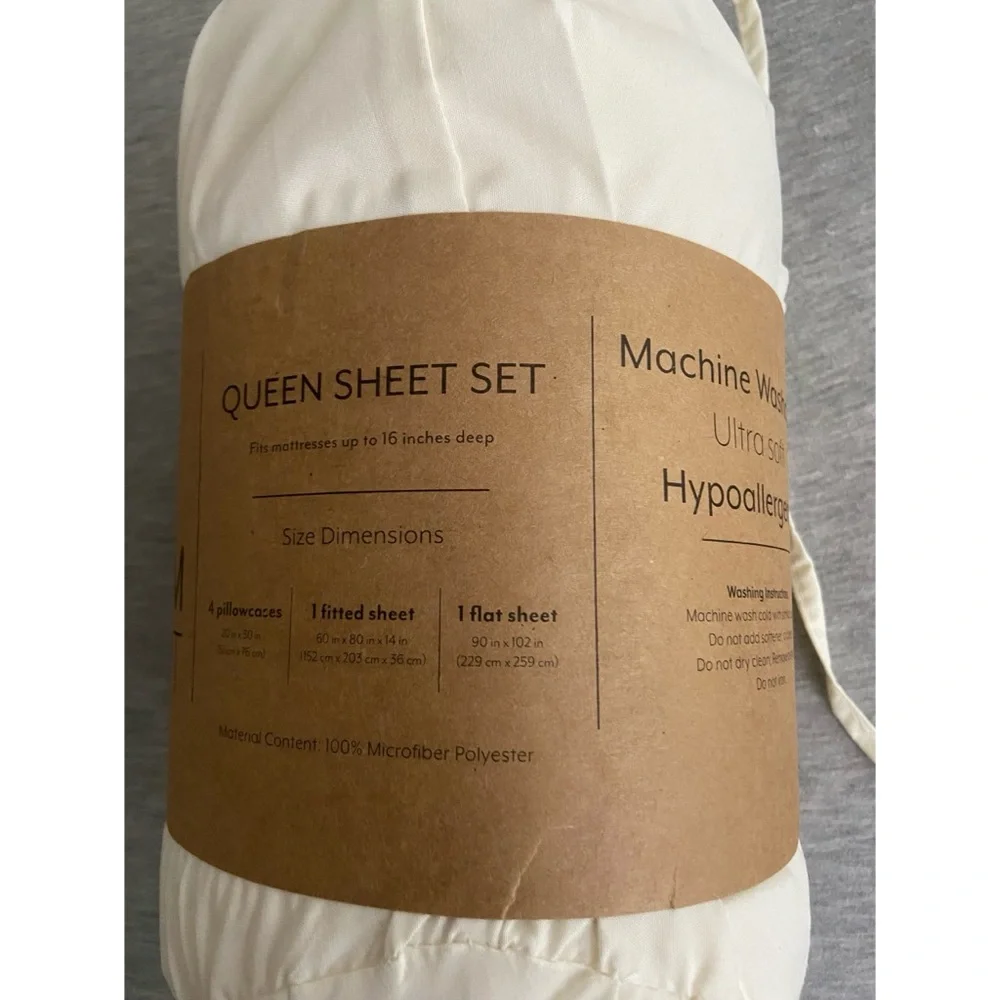 NWT Queen Sheet Set in Ivory with Extra Pillow Cases